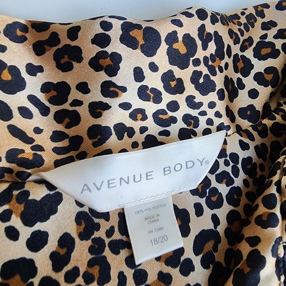 Avenue Body Collared Button Down Sleep Shirt Night Pajamas Satin Leopard 18/ 20 - Picture 9 of 11